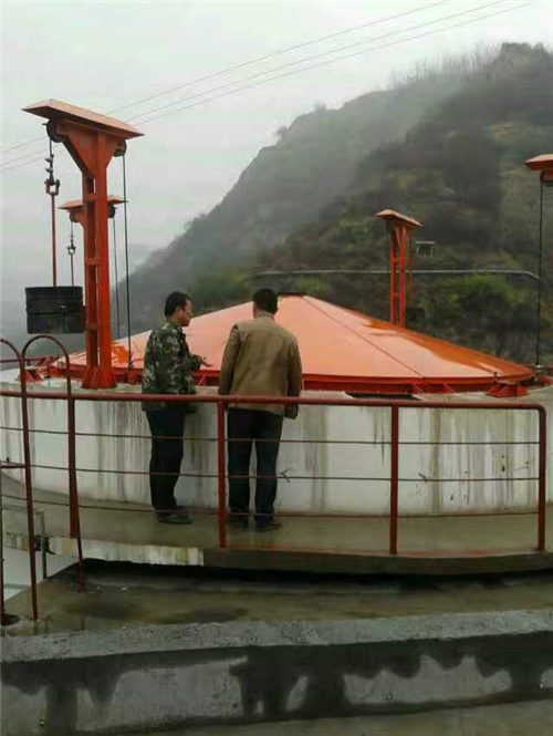 煤礦立風(fēng)井防爆門(mén)